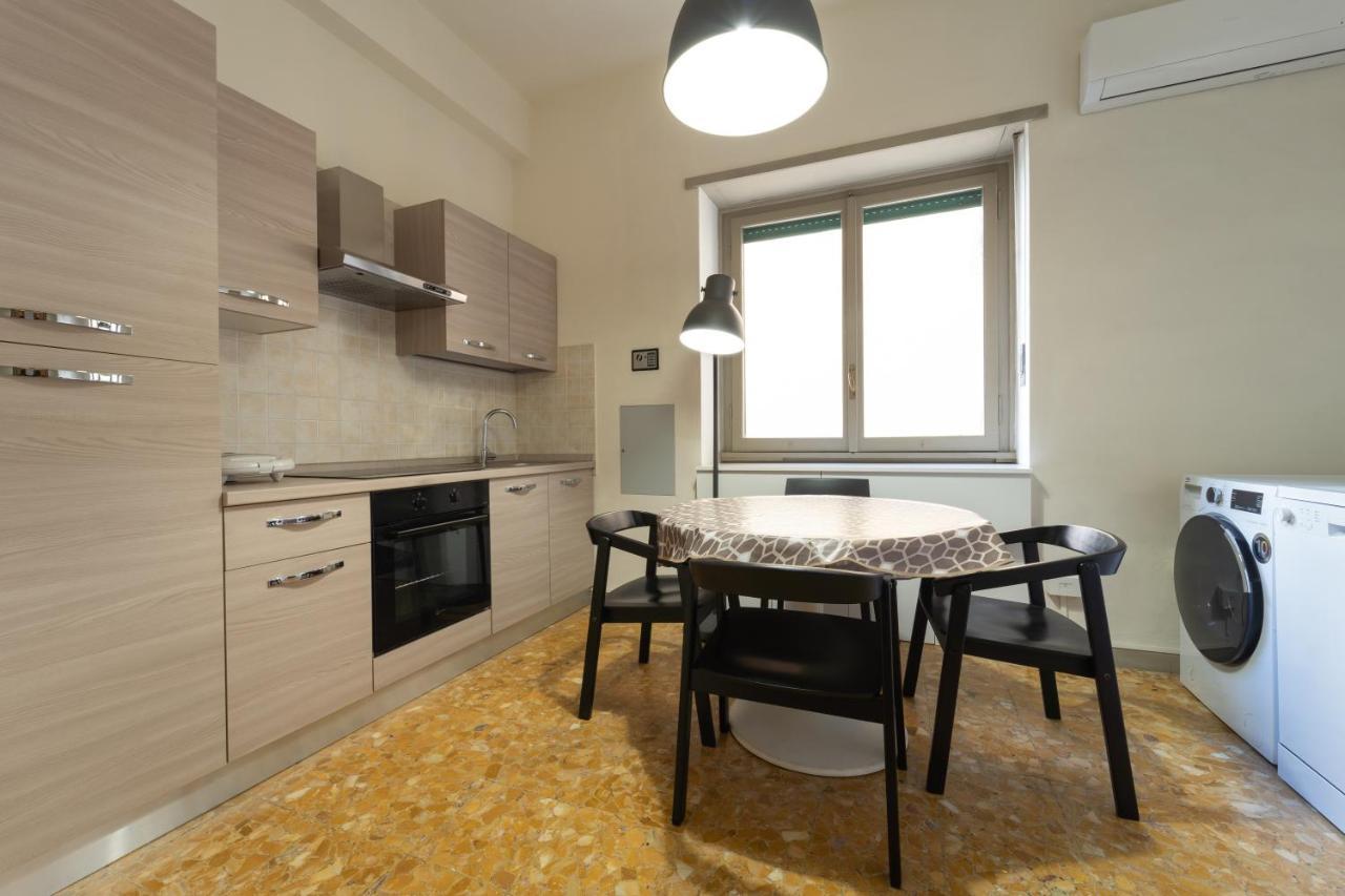 Budget rooms sonnino 37 Cagliari Exteriör bild