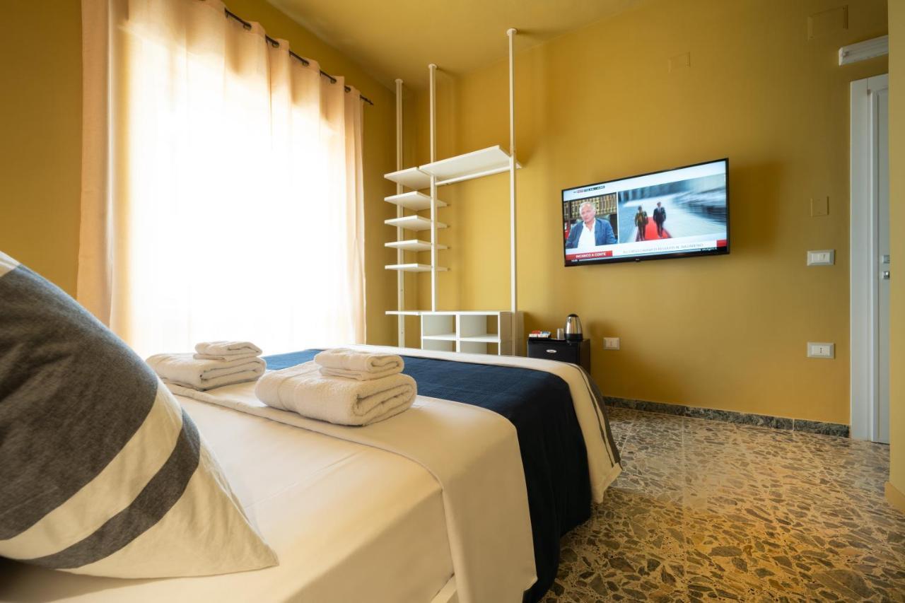 Budget rooms sonnino 37 Cagliari Exteriör bild